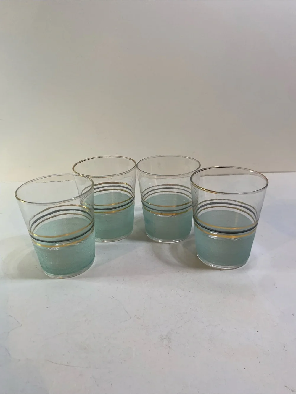 Set of 4 Vintage Mint Green Sugar Frosted Banded Glass Tumblers 4.5” Height